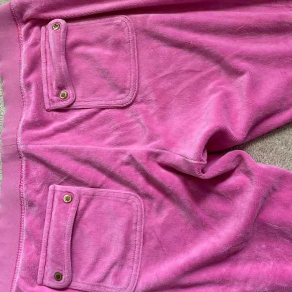Juicy Couture Pants - Juicy couture jogger pants terry cloth pink gold pockets on bum y2k track suit